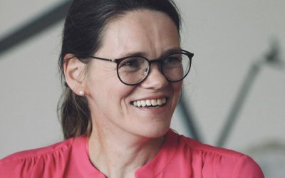 Warum “Brav-und-Angepasst-Sein” deine finanzielle Freiheit UNMÖGLICH macht