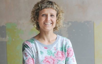 Online profitabel – Wie du deinen eigenen Weg auch ohne Unterstützung deiner Eltern gehen kannst – Moneymindset Interview mit Sandra Holze