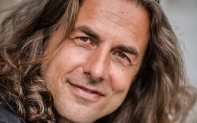 Vom abgebrochenen Medizinstudium zum achtsamen Businesspunk und Freigeist – Moneymindset Interview mit Veit Lindau